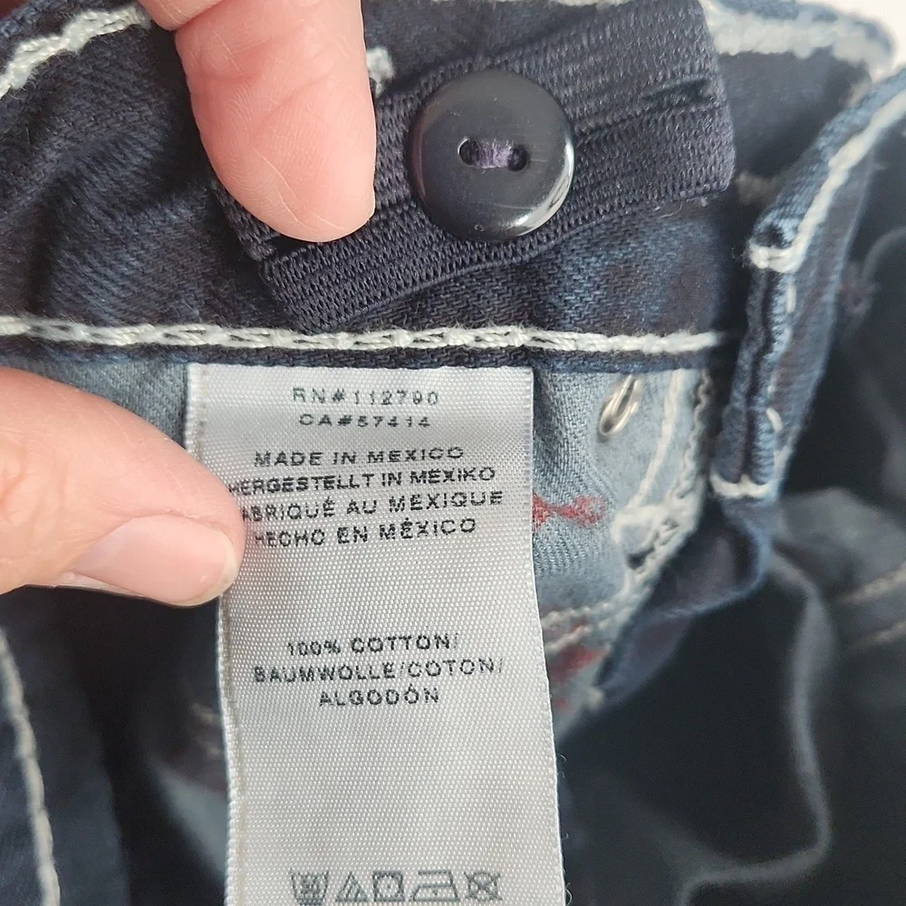 True Religion‎ Big T Natural Jeans with Flap Pockets